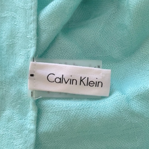 Calvin Klein Monogram Ck Logo-Print Wrap Scarf - Picture 4 of 4